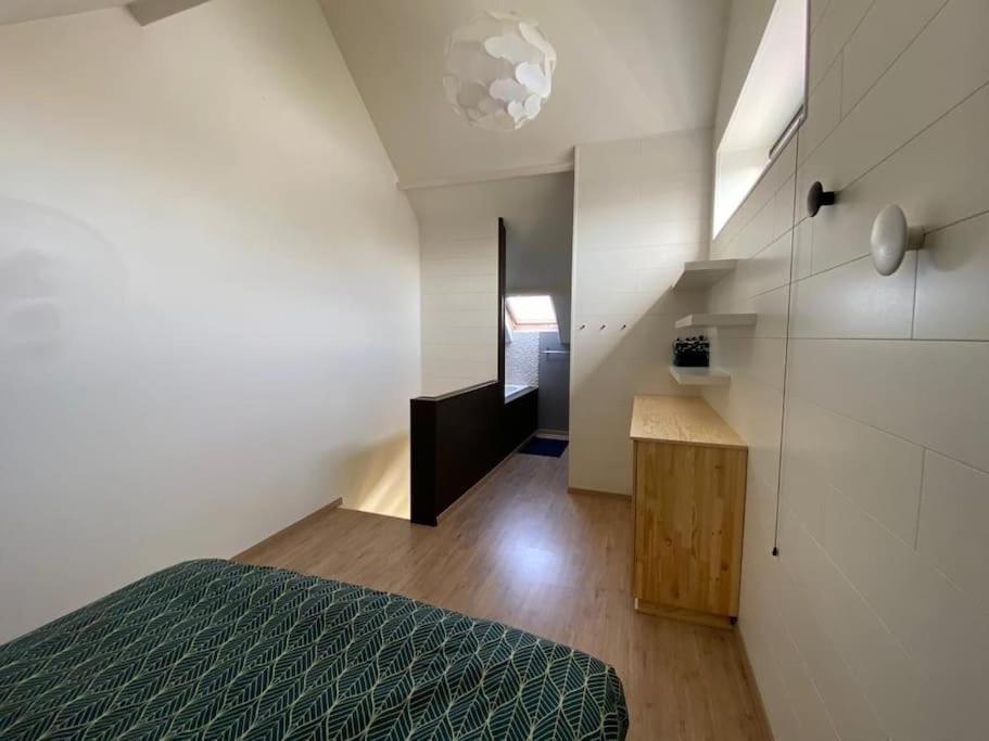 Вилла Cosy Beachhouse Within Walking Distance Of The Sea Де-Хаан Экстерьер фото