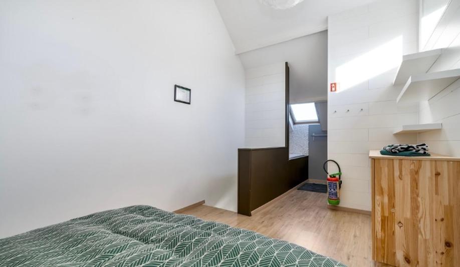 Вилла Cosy Beachhouse Within Walking Distance Of The Sea Де-Хаан Экстерьер фото