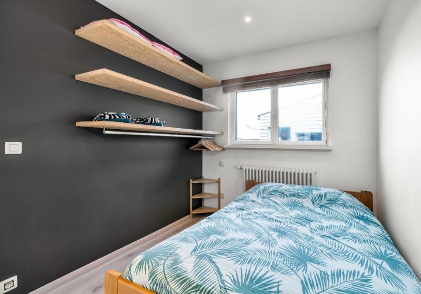 Вилла Cosy Beachhouse Within Walking Distance Of The Sea Де-Хаан Экстерьер фото